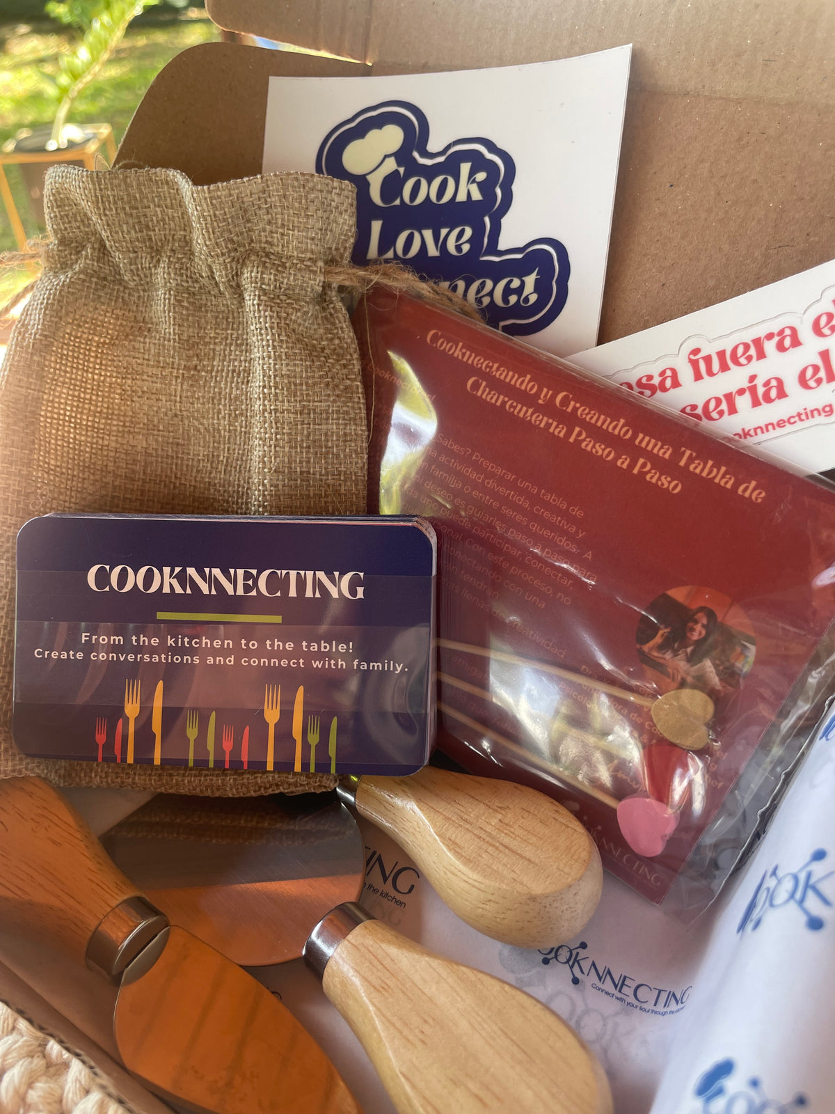 Cooknnecting Charcuterie Box Experience